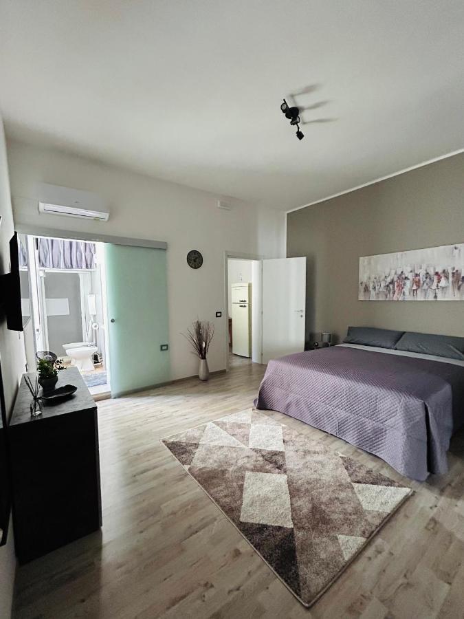 דירות ברינדיזי Essential House מראה חיצוני תמונה
